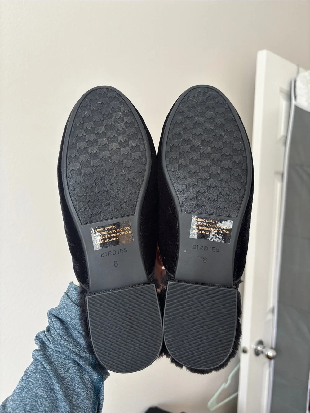NWOT Birdies Flat Slide Shoes Womens 8 Phoebe Black monogrammed fur lined